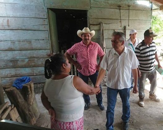 Javier Padilla inicia campaña en la zona rural de Bacalar
