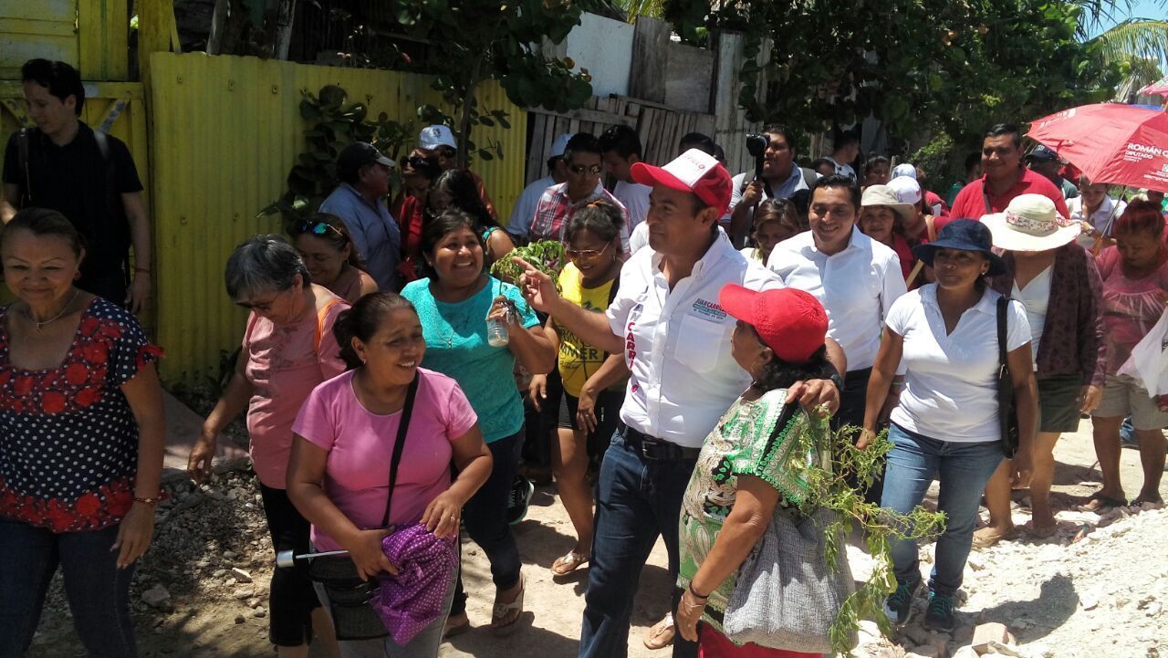 El cumplimiento será garantía de mis propuestas: Juan Carrillo