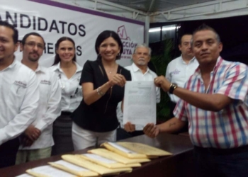 Parchan al PES candidatos reciclados