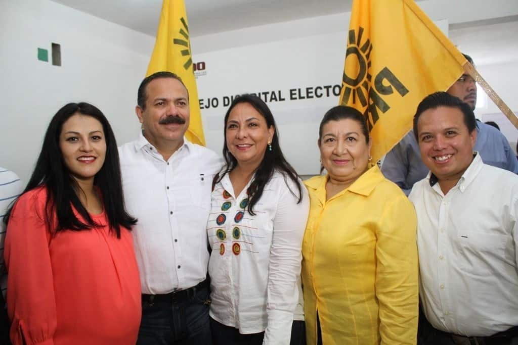 UNE registra candidato a presidencia municipal en Benito Juárez