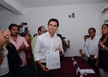 Se registra Remberto Estrada como candidato postulado PRI-PVEM-PNAL a alcaldía de BJ