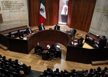 Corrige TEPJF la plana al Ieqroo y el Teqroo