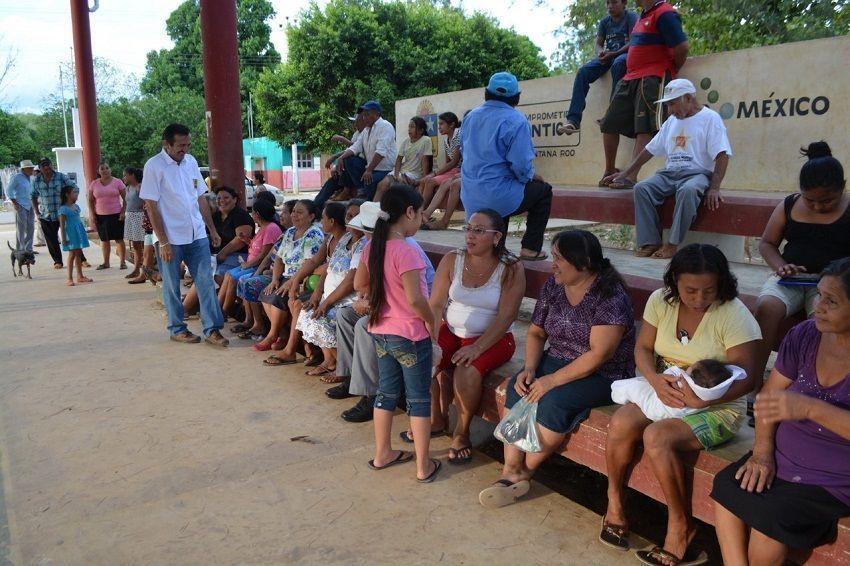 No nos olviden, piden habitantes de comunidades a Domingo Flota