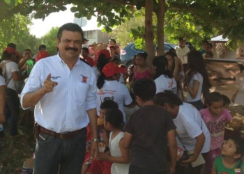 Las 57 comunidades de Bacalar serán atendidas porque todas son importantes: Mauricio Morales