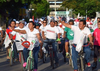 Encabeza Paoly Perera “rodada de respaldo ciudadano”