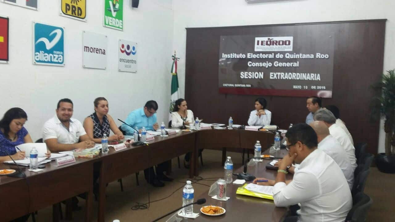 Define el Ieqroo fecha para debate a gobernador