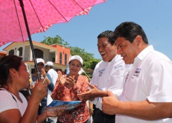 Hombres y mujeres se suman al proyecto del cambio