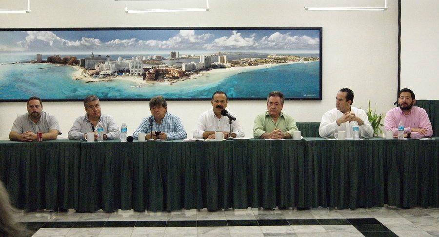 Sector hotelero respalda a Julián Ricalde