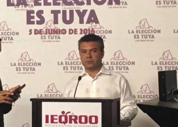 Mauricio Góngora aprovecha debate para seguir sumando votos
