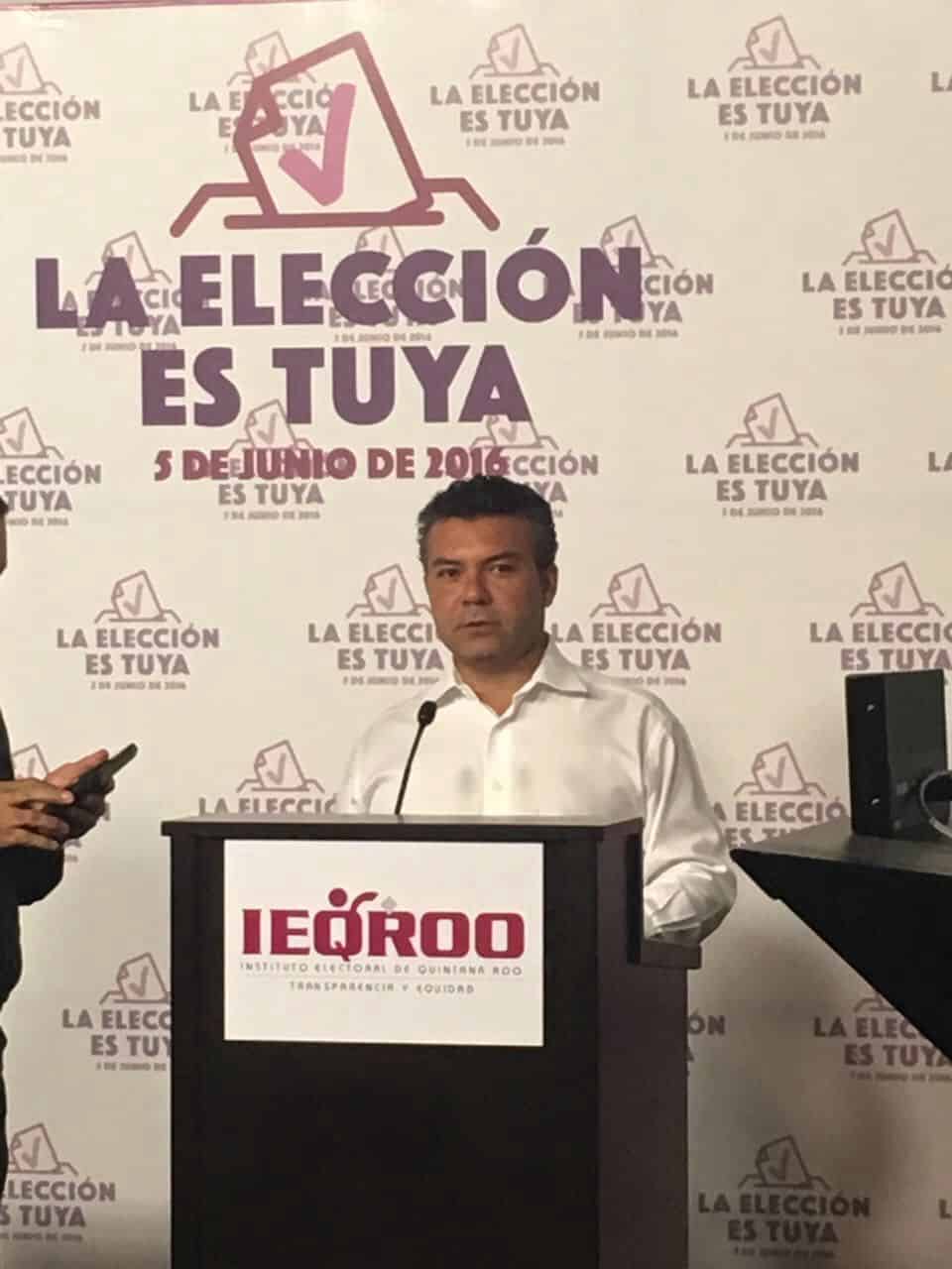Mauricio Góngora aprovecha debate para seguir sumando votos