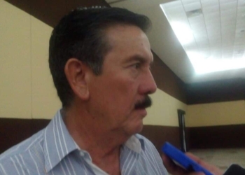 Anuncian incremento salarial a burócratas de Quintana Roo