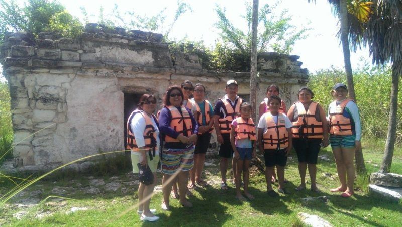 Premian a estudiantes destacados con visita a Sian Kaán