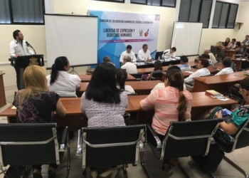 Realiza Derechos Humanos curso a periodistas sobre Libertad de Expresión