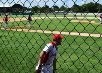 Arranca noveno torneo de softbol