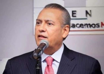 Manlio Fabio Beltrones renuncia a la dirigencia nacional del PRI