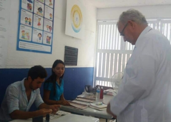 Cumple iglesia con deber cívico
