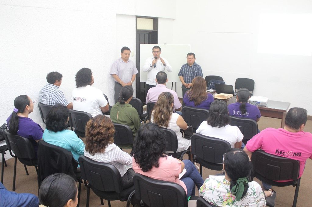 IEQROO imparte curso sobre la ley general de contabilidad gubernamental