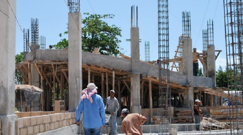Constructores en riesgo de “salir bailando” con el Gobierno