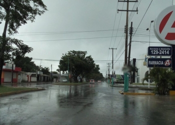 “Earl” ya no es huracán, se degrada a Tormenta Tropical a su paso por Belice