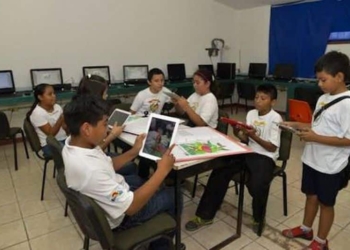 Sin «Tablets» estudiantes de Quintana Roo