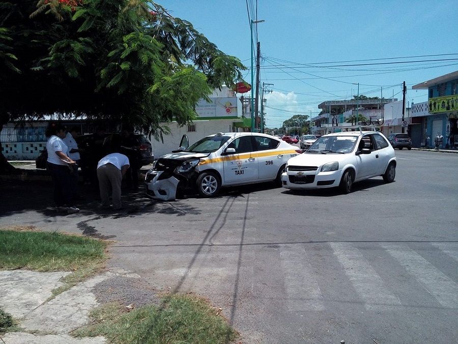 Trompazo en la “esquina de la muerte”