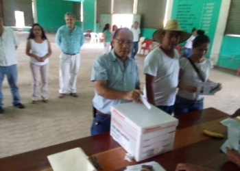 Candidatos a la dirigencia de la CNPR acuden a votar