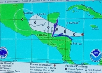“Earl” deja 6 muertos a su paso por República Dominicana