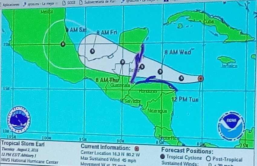 “Earl” deja 6 muertos a su paso por República Dominicana