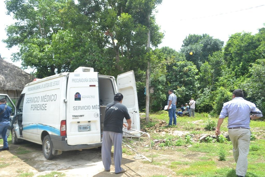 Abuelito dejó su último suspiro limpiando la milpa