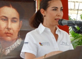 Se les fue viva la paloma