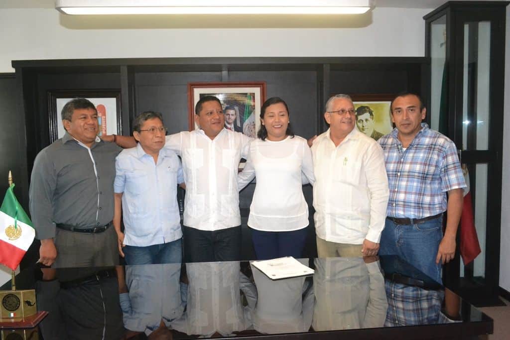 Entrega recepción ágil y ordenada en Felipe Carrillo Puerto