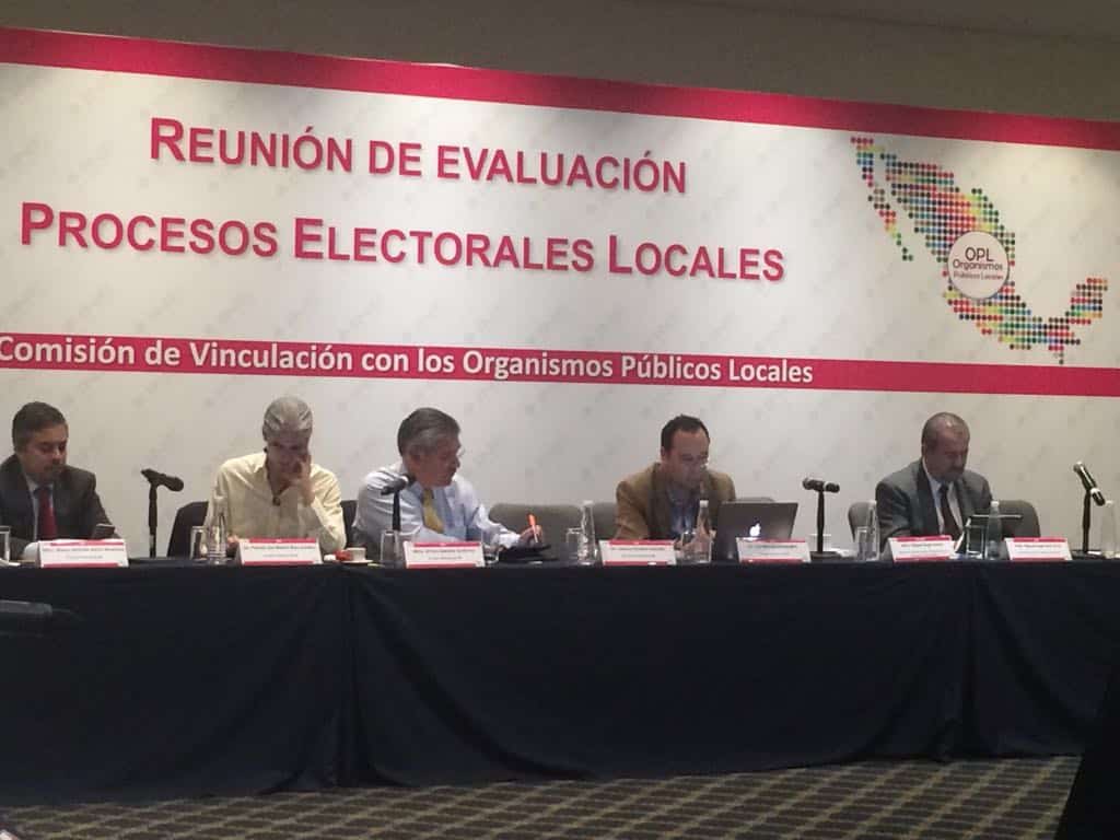 IEQROO participa en reunión nacional con autoridades del INE con miras al 2018