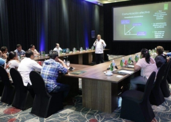 UQROO imparte capacitación a miembros del futuro cabildo de Isla Mujeres
