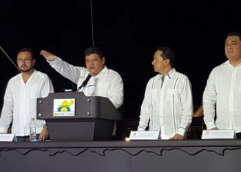 Rinde protesta Luis Alfonso Torres Llanes como Presidente municipal de Othón P. Blanco