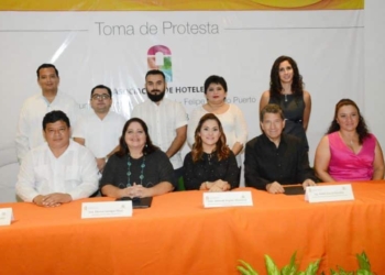 Toma de protesta de asociación de hoteles del Centro y Sur de Quintana Roo para el Período 2016-2018