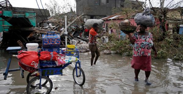 Matthew deja 10 muertos en Haití y vuelos cancelados en Miami