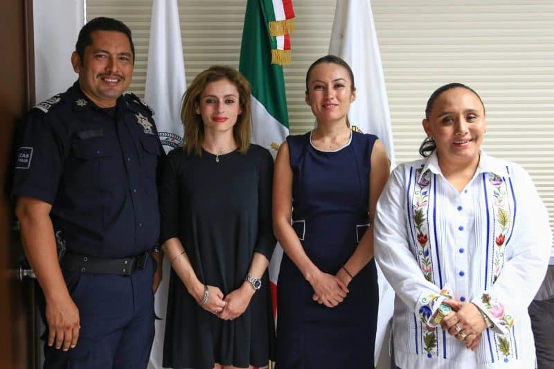 Nombra Cristina Torres a directoras de policía turística y tránsito