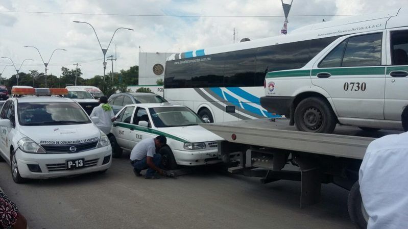 Detiene Sintra 18 unidades del sindicato de taxistas en Cancún