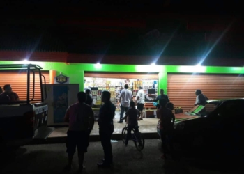 Beodo se queda encerrado en una tienda de abarrotes