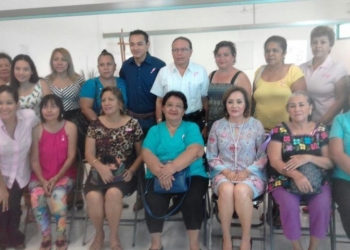 Faustina Canúl de Torres, inaugura Taller «Mujeres de 10, a toda prueba».