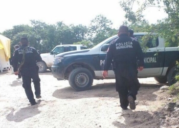 Gobierno de Laura Fernández echa a la calle a policías corruptos