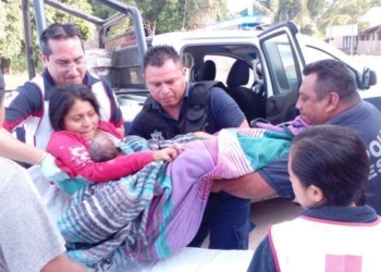Policías rurales hacen chamba de «parteras»