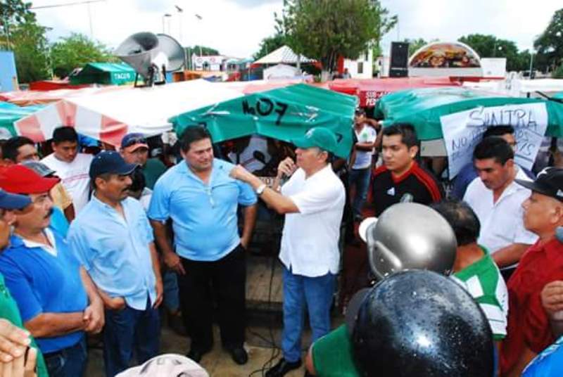 Realizan mototaxistas manifestación pacífica ante la entrada de nuevos sindicatos