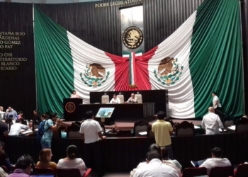 PAN y PRD arman circo mediático en la sesión de este jueves