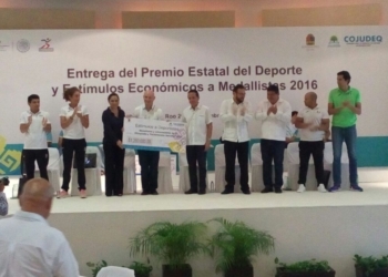 Entregan Premio Estatal del Deporte 2016