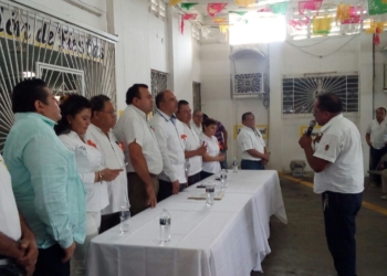 Operadores de taxi serán beneficiados con derecho a concesiones