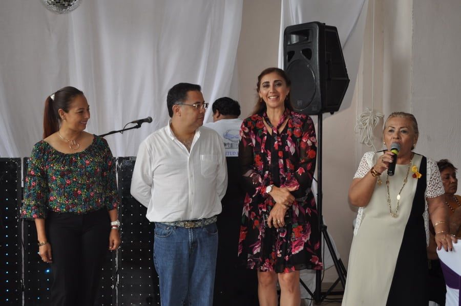 Jubilados y pensionados del ISSSTE celebran su posada