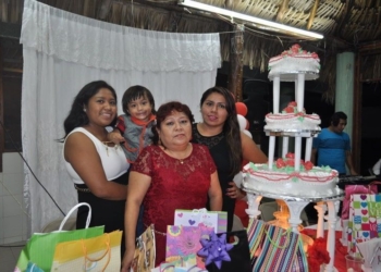 En la isla verde celebra su cumple Teresa Avilez Hoy