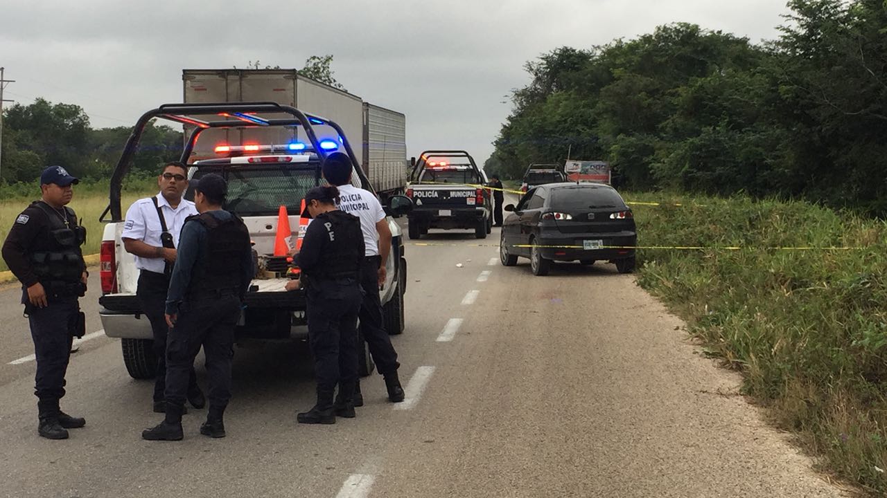 Balean a empleado administrativo de gasolinera de Bacalar