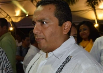 Desmiente Oficial Mayor recortes a prestaciones de empleados estatales